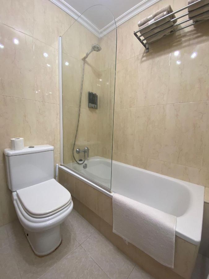 Estudio Plaza Eliptica B&B Comarca de Comarca de Vigo Buitenkant foto