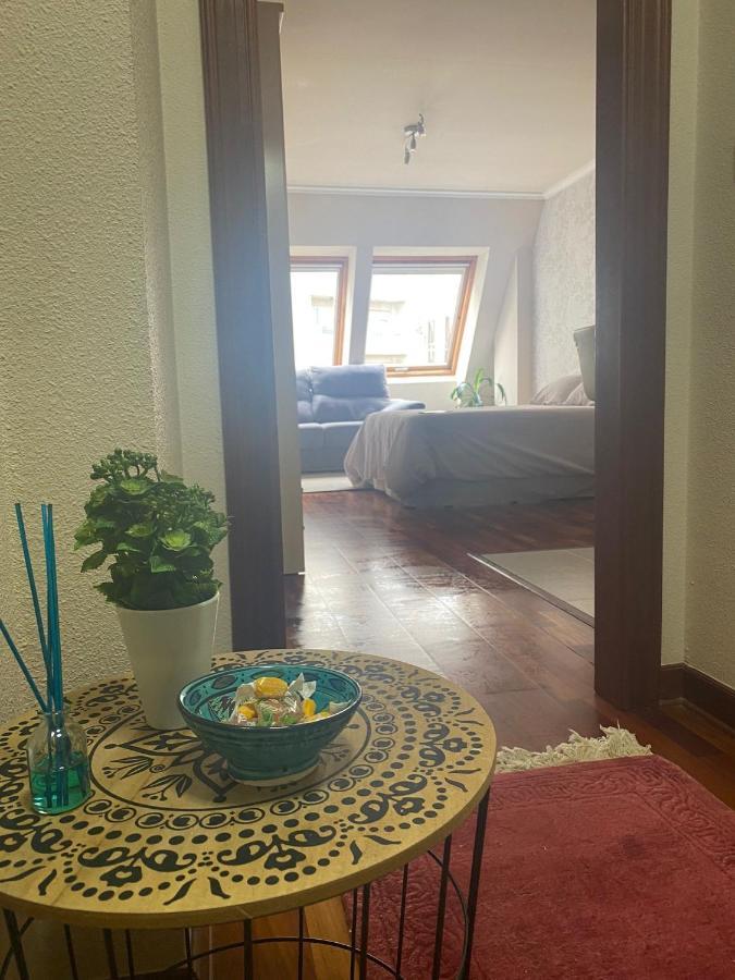 Estudio Plaza Eliptica B&B Comarca de Comarca de Vigo Buitenkant foto
